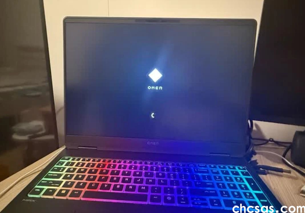 旗艦之選：OMEN暗影精靈MAX深度體驗(yàn)，RTX 5090+酷睿Ultra 9能否征服4K游戲？(圖1)